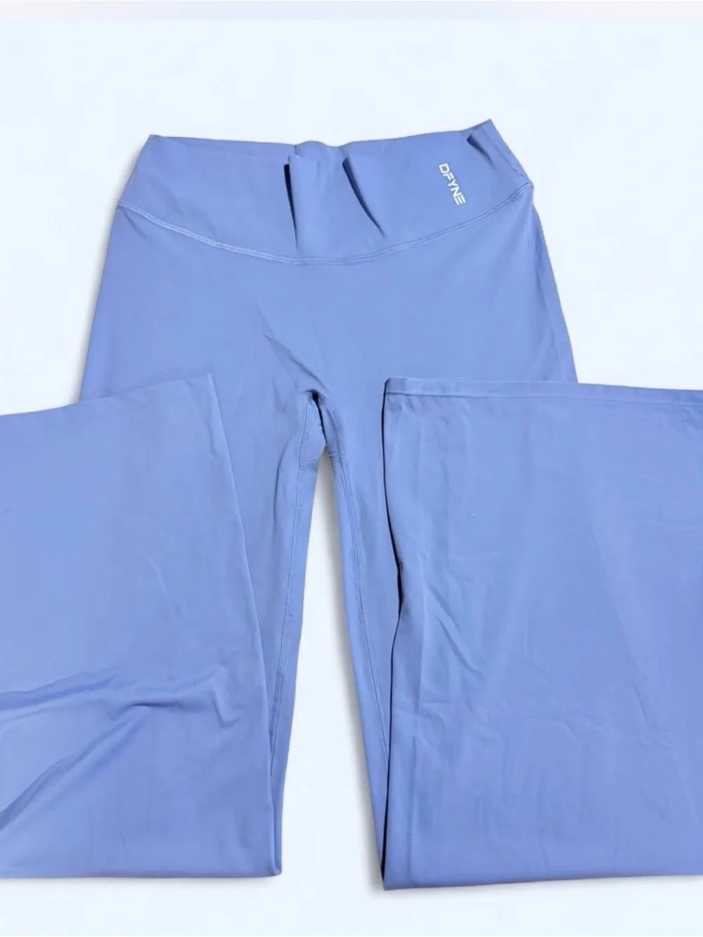 Dfyne flares haltered